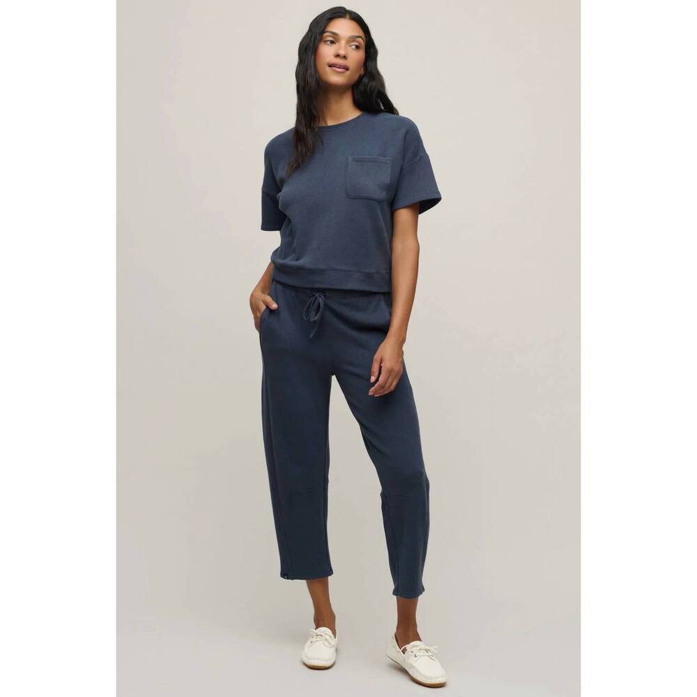 NEW BAREFOOT DREAMS brushed fleece seamed ankle pant in indigo